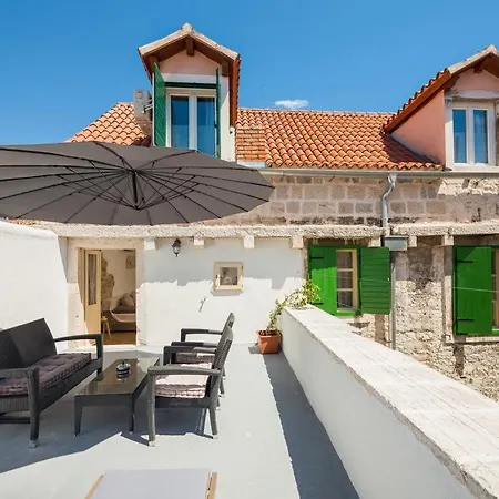 Apartment Luxury Serviced In Centre