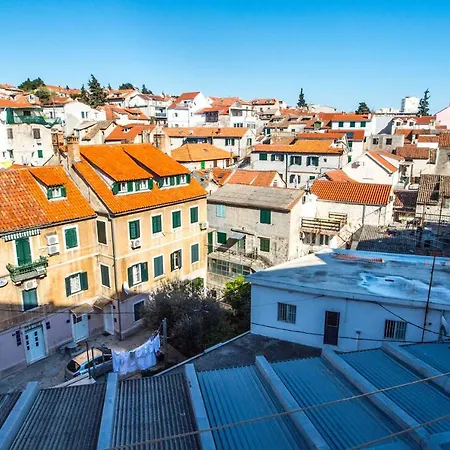 Apartmán Luxury Serviced In Centre Split